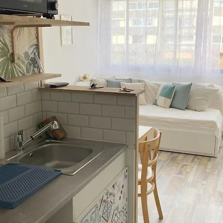 Parfaits Pour Cures Thermales, Au Bord De L'etang De Thau Apartment