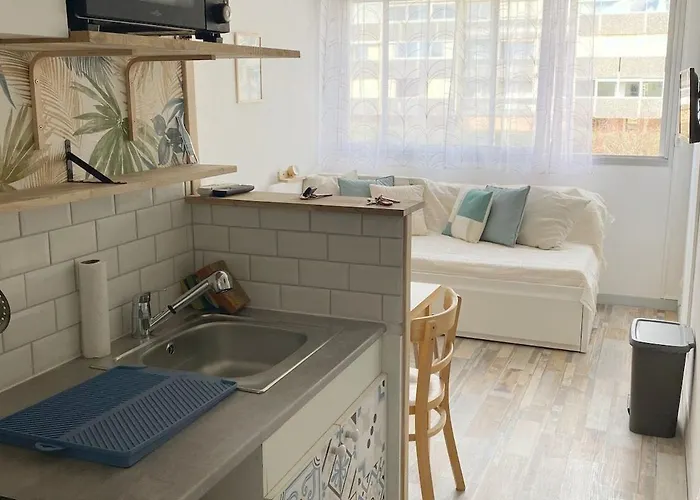 Parfaits Pour Cures Thermales, Au Bord De L'etang De Thau Apartamento